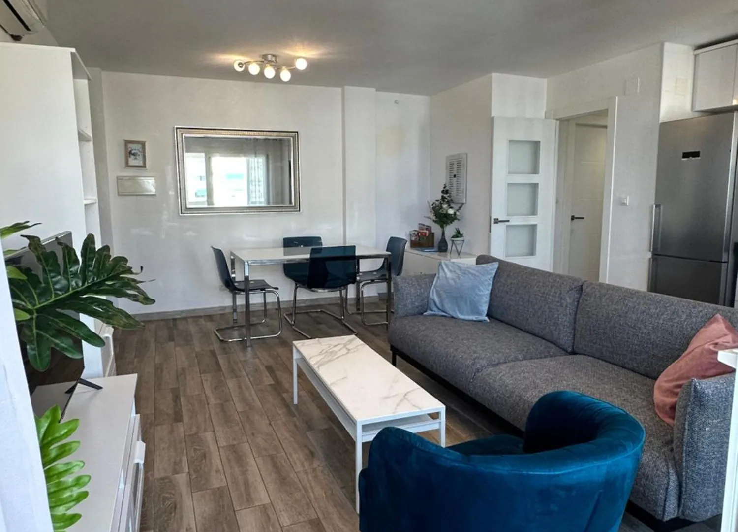 Luxury Beachfront Apartment In Benalmadena Costa