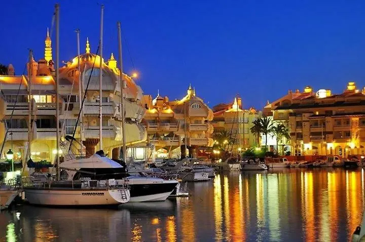 Luxury Beachfront Apartment In Benalmadena Costa