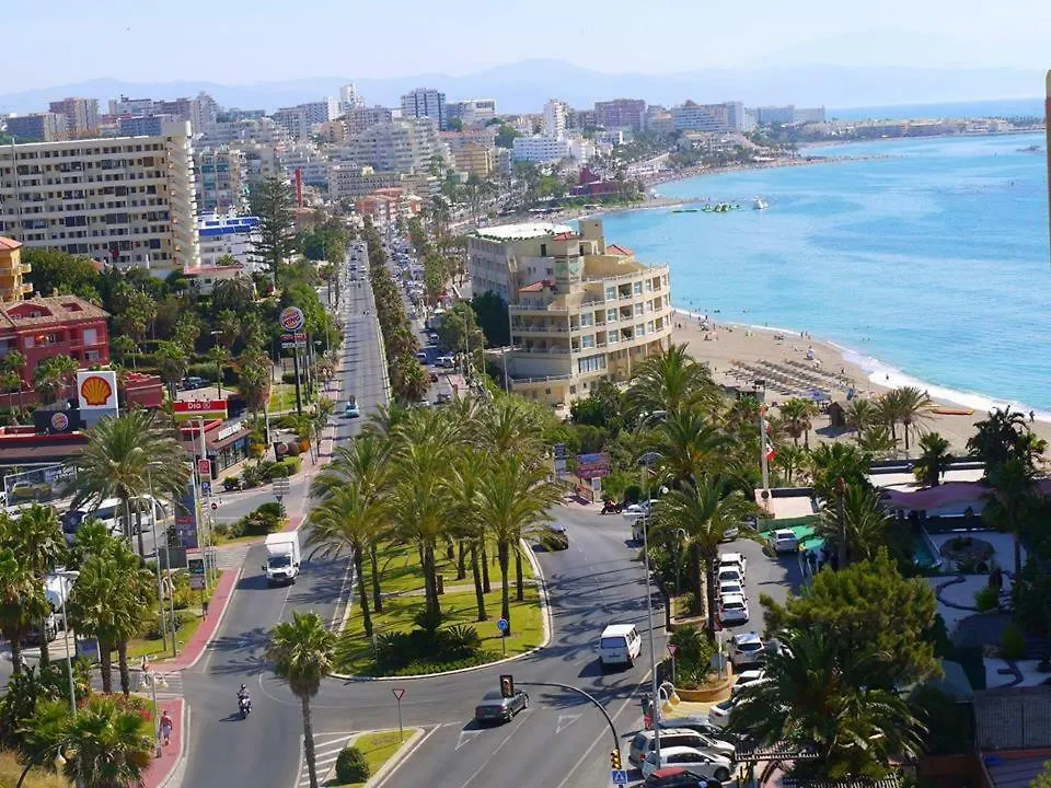 Luxury Beachfront Apartment In Benalmadena Costa